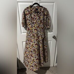 Who What Wear Floral Midi Dress with Short Sleeves - Medium